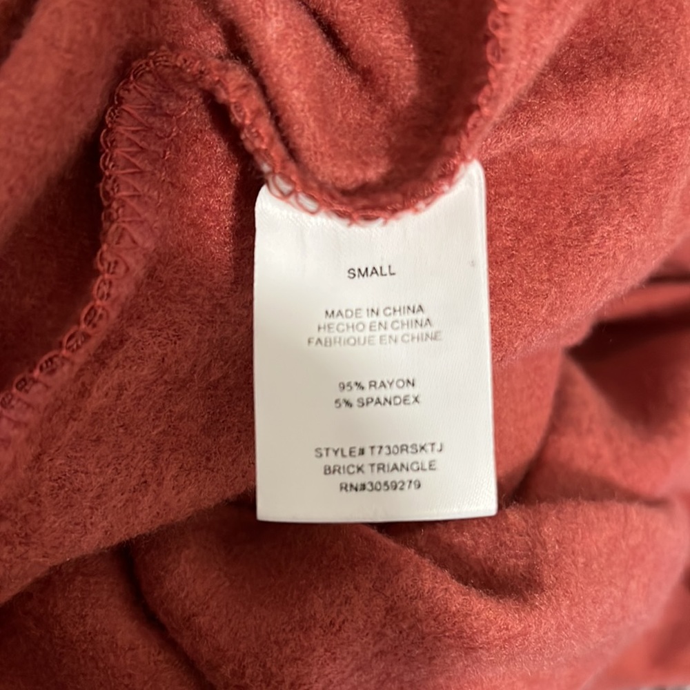 Thread & Supply Top - Picture 7 of 12